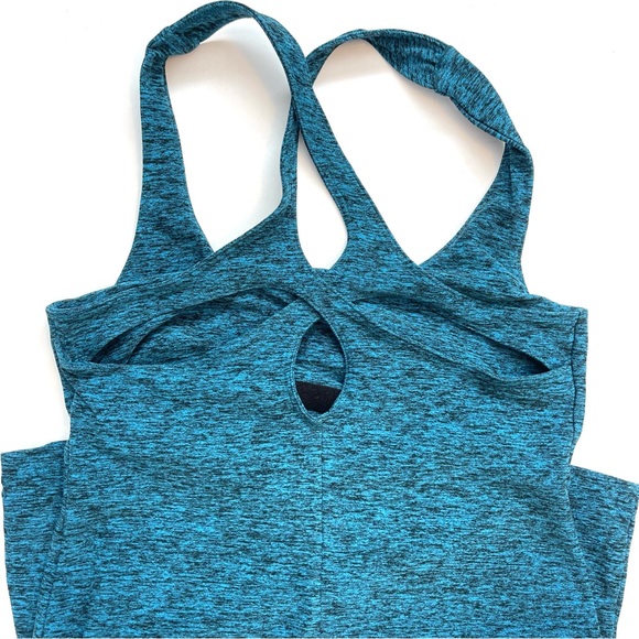 Beyond Yoga Space Dye 🦋 Cross Back Tank - Picture 4 of 4